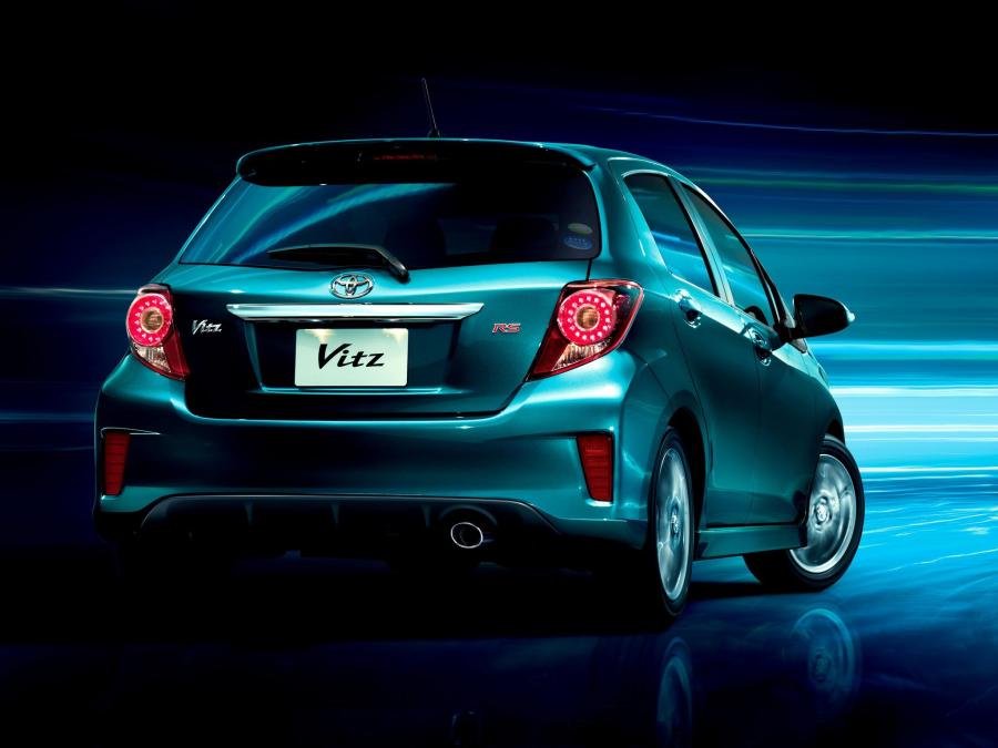  Toyota Vitz RS 2010 года  (фото 10 из 10)